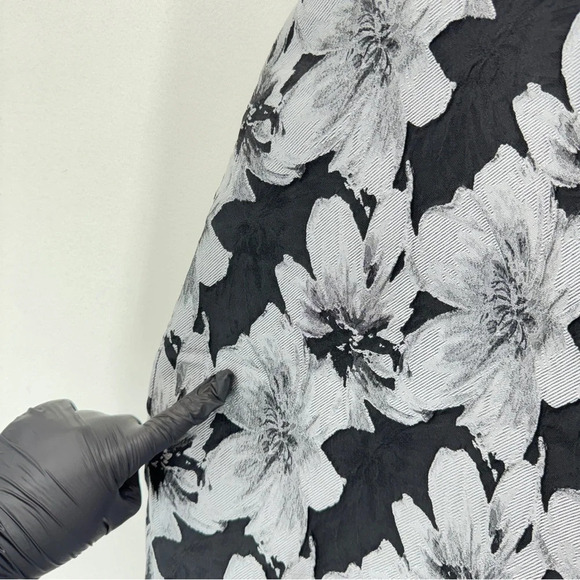 Le Chateau Women Floral Dress Jacquard Black Small Midi Spaghetti Strap Bodycon - Picture 11 of 11